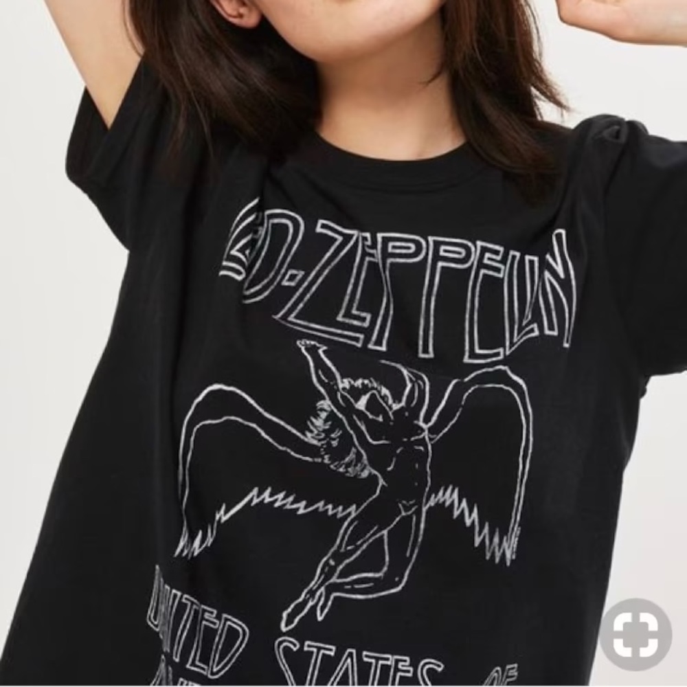 Led Zeppelin Graphic Band Tshirt NWT